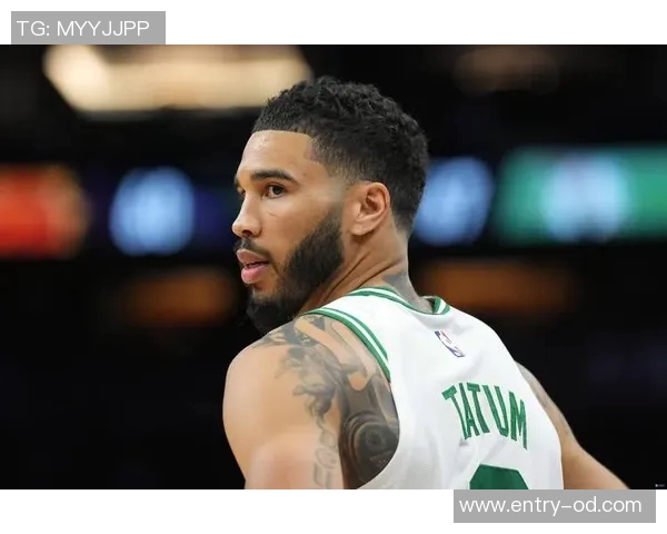 斯玛特谈塔图姆近况表示他精神状态良好并祝愿早日康复